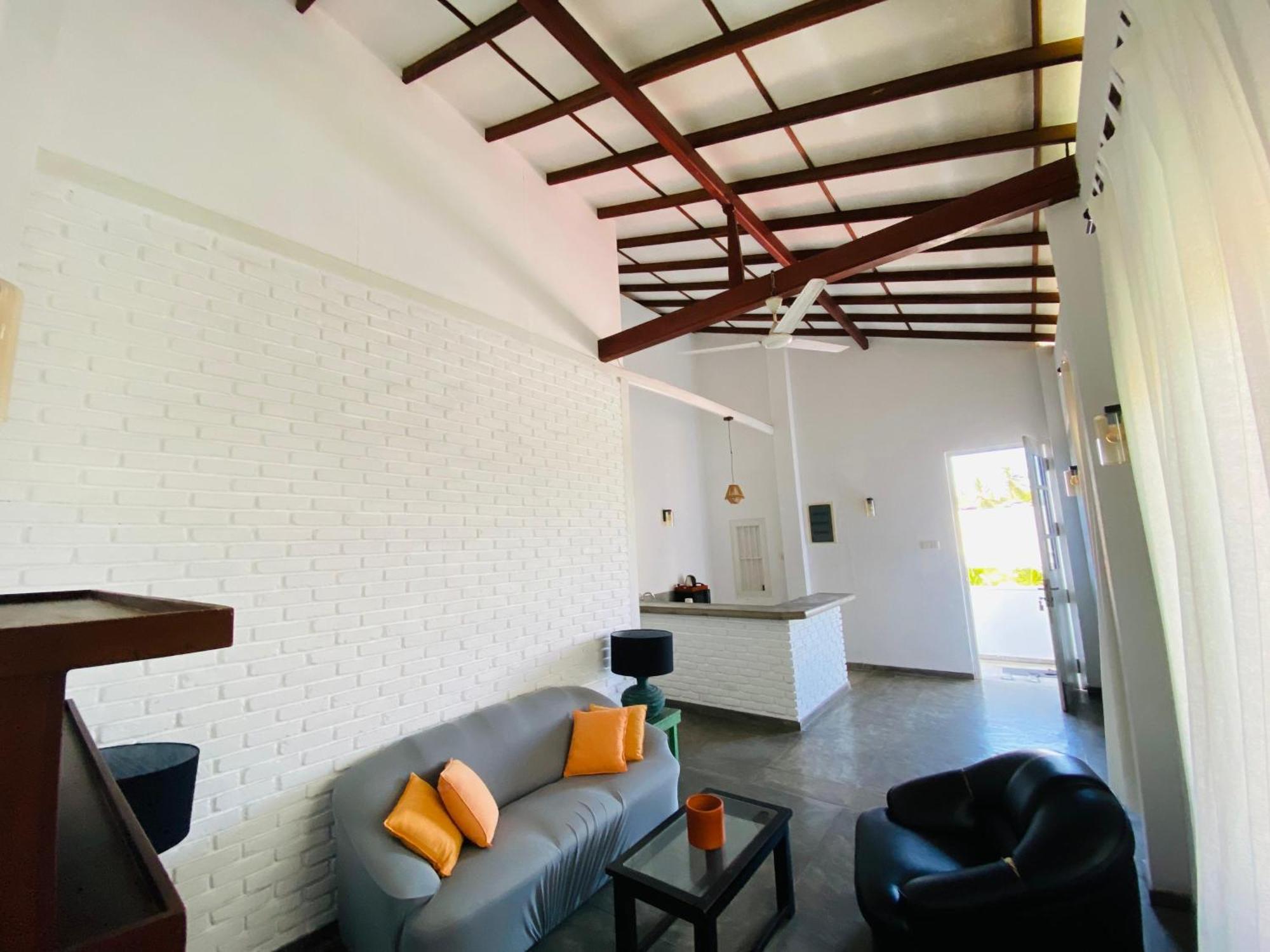 Hotel Vibration Хіккадува Екстер'єр фото
