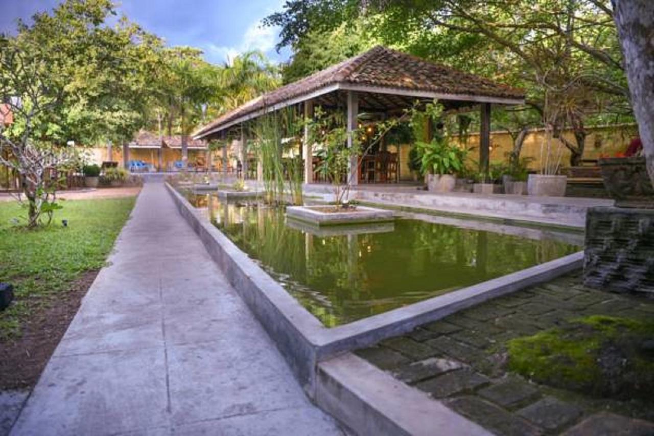 Hotel Vibration Хіккадува Екстер'єр фото